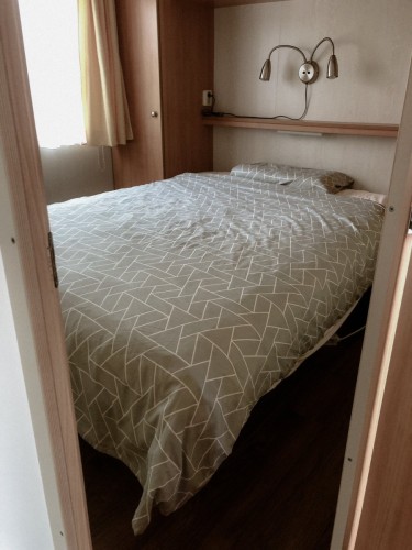 Slaapkamer 1 chalet Blokzijl